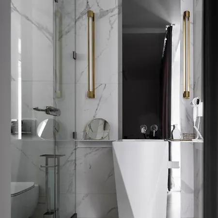 公寓式酒店 33 3*