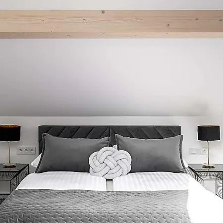33 Apartmanhotel